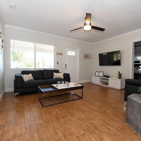 4Br Home, Hot Tub, Near Beach & Wilton Manors フォート・ローダーデール エクステリア 写真