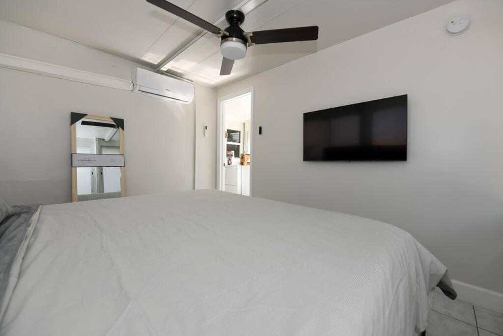 4Br Home, Hot Tub, Near Beach & Wilton Manors フォート・ローダーデール エクステリア 写真